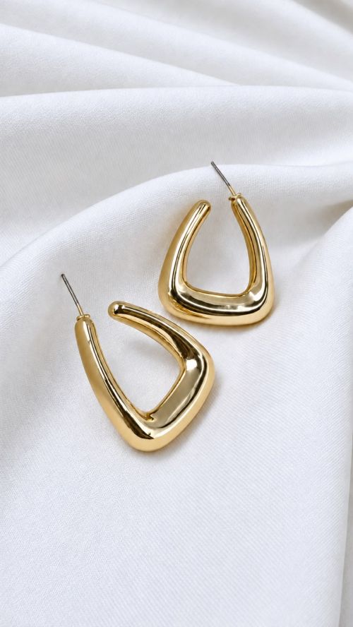 Argola Triangulo de Luxo Dourado