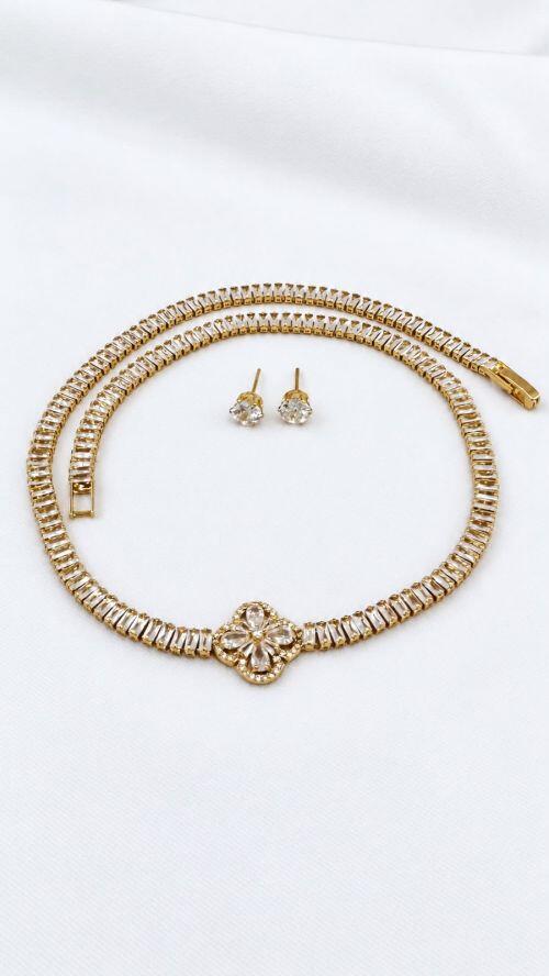 Conjunto Trevo Reluzente Dourado