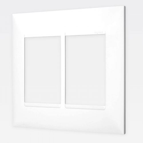 Placa 3+3 Postos PIAL Plus+ 4x4 Branco Legrand 618516BC