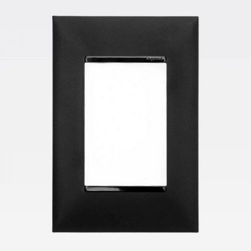 Placa 3 Postos PIAL Plus+ 4x2 Preto Legrand 618503PT