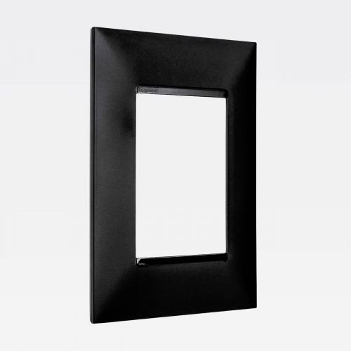 Placa 3 Postos PIAL Plus+ 4x2 Preto Legrand 618503PT