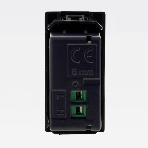 M�dulo Carregador USB Simples PIAL Plus+ 1500mA Preto Legrand 615088PT
