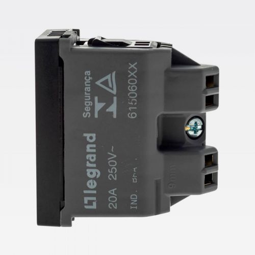 M�dulo Tomada 20A PIAL Plus+ 2P+T Bivolt Preta Legrand 615060PT