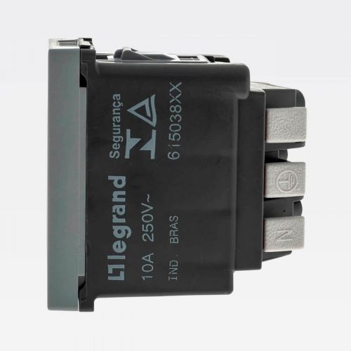 M�dulo Tomada 2P+T PIAL Plus+ 10A 250V Cinza Borne Autom�tico Legrand 615038CZ
