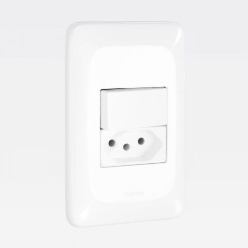 Conjunto Interruptor Simples com Tomada PIAL PoP 10A Branco Legrand LGX103