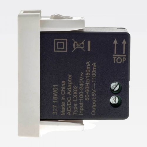 M�dulo Tomada USB-C PIAL Plus+ 1500mA Branco Legrand 615097BC