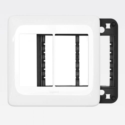 Placa 4x4 3+3 Postos Juntos PIAL Pop Branco Legrand LGP46