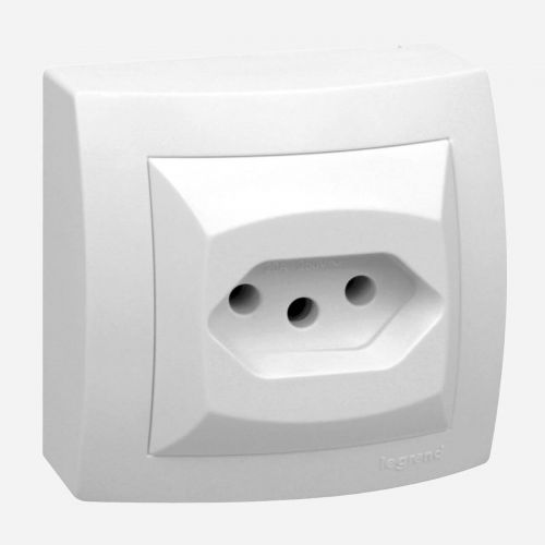 Tomada Sobrepor Sistema X 20A 2P+T Branco Legrand 675061