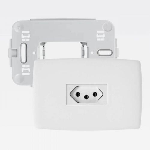 Kit Tomada 20A 2P+T c/ Placa e Suporte Horizontal PialPlus (Antiga) Branco Legrand