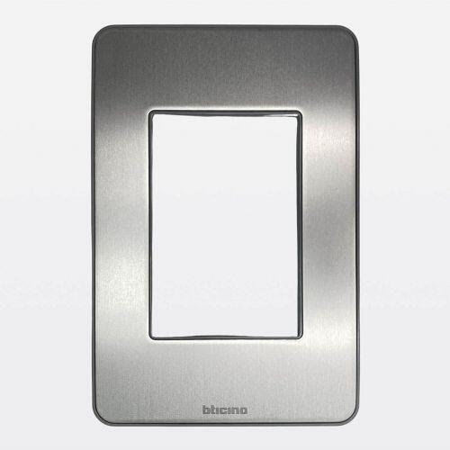 Placa 3 Postos 4x2 Alumínio Natural Matix Go Bticino Legrand JA4803AABR