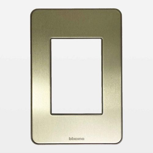 Placa 3 Postos 4x2 Alumínio Pérola Matix Go Bticino Legrand JA4803APBR