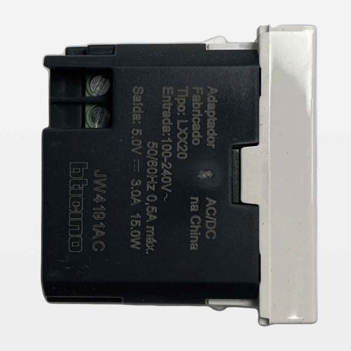 M�dulo Carregador USB Tipo A+C 15W 3000mAh Branco Matix Go Bticino Legrand JW4191AC