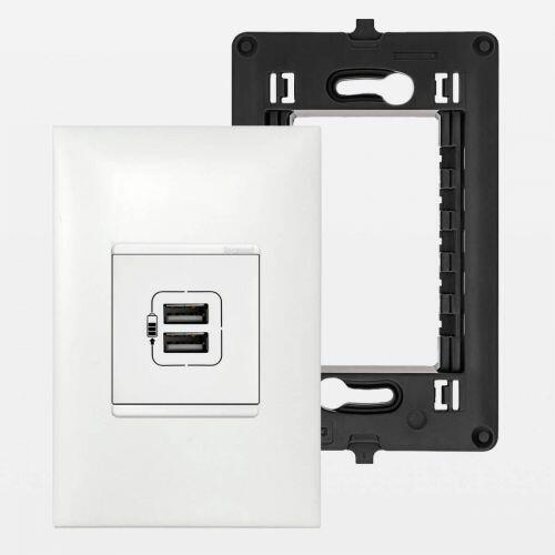 Conjunto 4x2 Tomada USB Dupla 3000mA Pial Plus+ Legrand