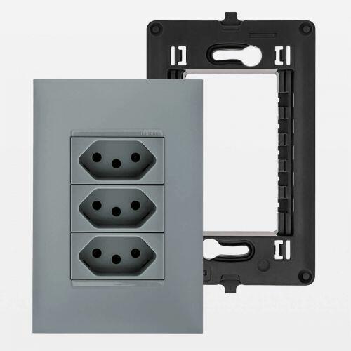 Conjunto 4x2 Tomada Triplex 10A Monobloco Pial Plus+ Legrand