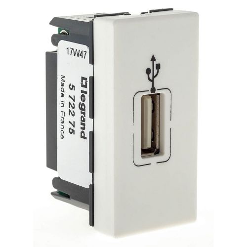 Conjunto 4x2 Tomada USB Dados PIAL Plus+ Legrand