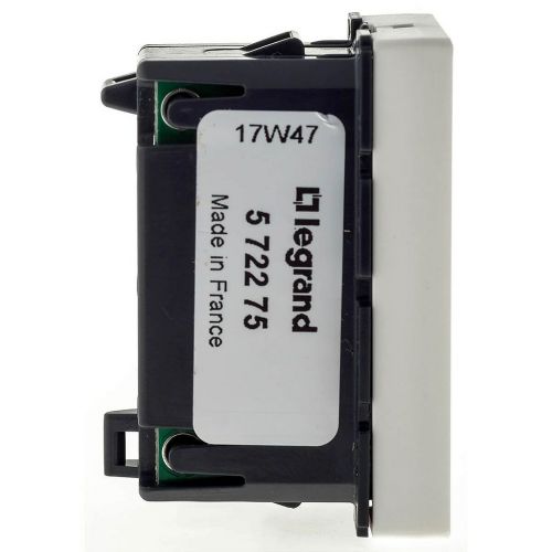 Conjunto 4x2 Tomada USB Dados PIAL Plus+ Legrand