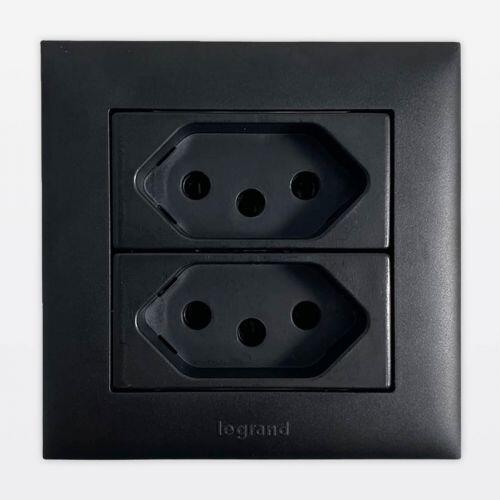 Conjunto para Embutir em Móveis Tomada Dupla 10A PIAL Plus+ Legrand