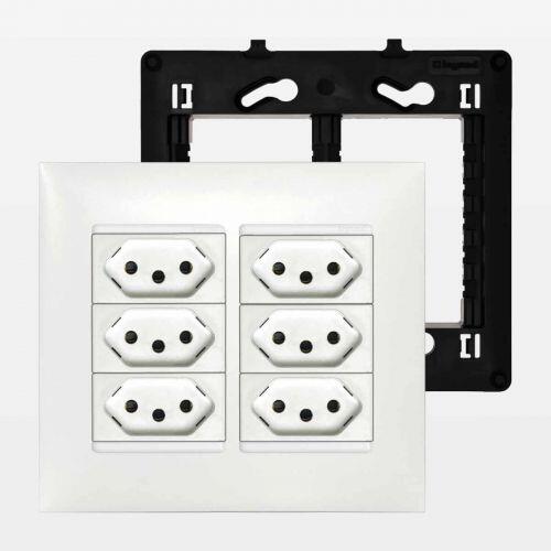 Conjunto 4x4 PIAL Plus+ c/ 1 Tomada Triplex 10A + 3 Tomadas 20A Legrand