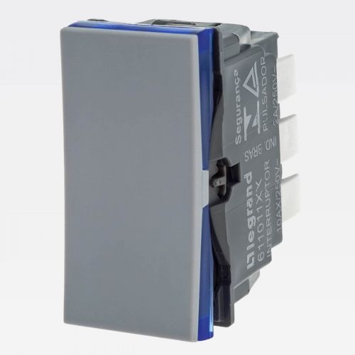 Conjunto 4x2 Tomada 20A + Interruptor Simples + Interruptor Paralelo c/ LED PIAL Plus+ Legrand
