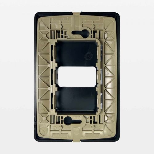 Placa 1 Posto Zeffia 4x2 Preta Legrand 680181PT