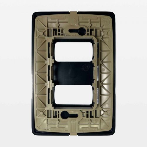 Placa 2 Postos Separados Zeffia 4x2 Preta Legrand 680182PT