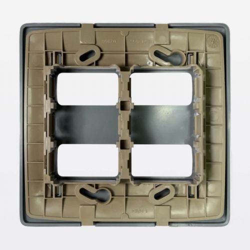 Placa 2+2 Postos Separados 4x4 Zeffia Cinza Legrand 680175CZ