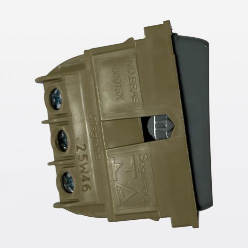 M�dulo Interruptor Simples 10A Bivolt 1M Cinza Zeffia Legrand 680150CZ