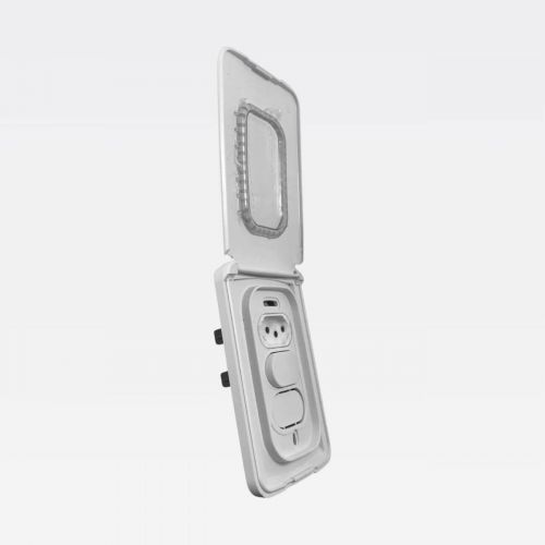 Conjunto 4x2 Nereya 3 Interruptores Simples IP44 Legrand c/ Placa 3 Postos