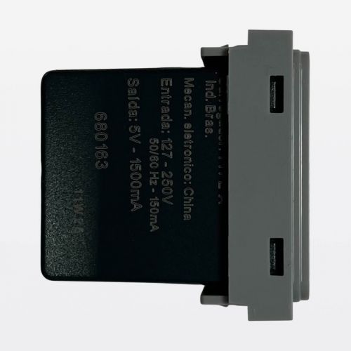 M�dulo Carregador USB Tipo A 1500mA Cinza Zeffia Legrand 680163CZ