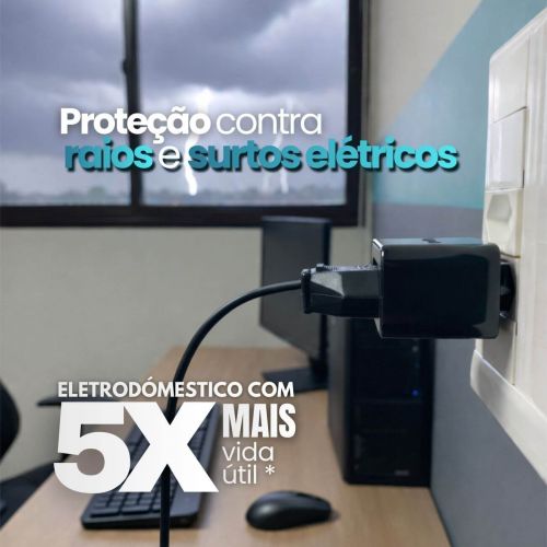 Protetor de Surto El�trico DPS Tomada 2 Pinos 20A Bivolt Preto Legrand 030453