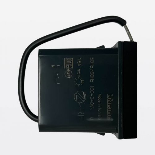 M�dulo Tomada de Energia Conectada Preto Matix Go Bticino Legrand JB4531C