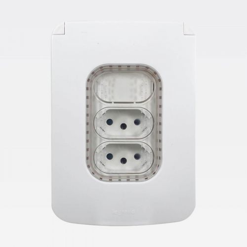 Conjunto Tomada Dupla 10A 2P+T com Tampa IP44 4x2 Branco Nereya Legrand