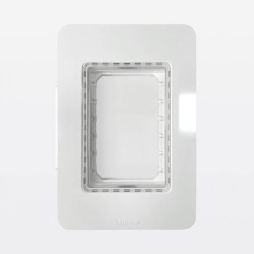 Placa Estanque IP55 3 Módulos Branca Matix Go Bticino Legrand 28603W
