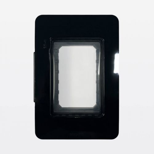 Placa Estanque IP55 3 M�dulos Preta Matix Go Bticino Legrand 28603B