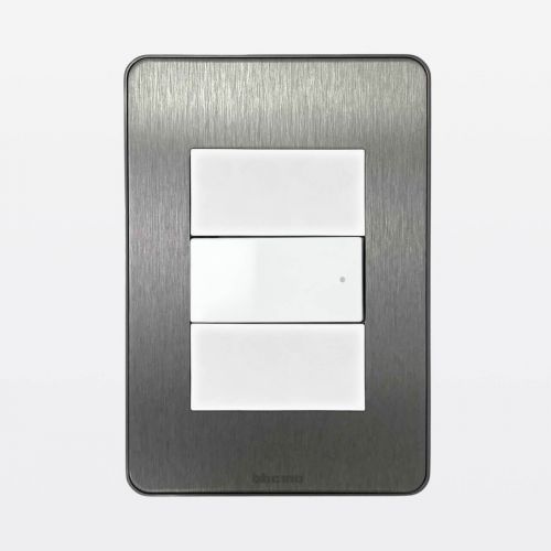 Conjunto 4x2 Interruptor Simples Alum�nio Matix Go Bticino Legrand