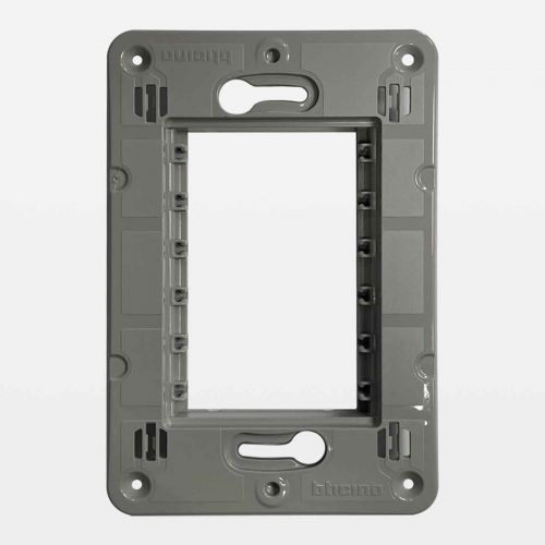 Conjunto 4x2 Interruptor Paralelo Alum�nio Matix Go Bticino Legrand