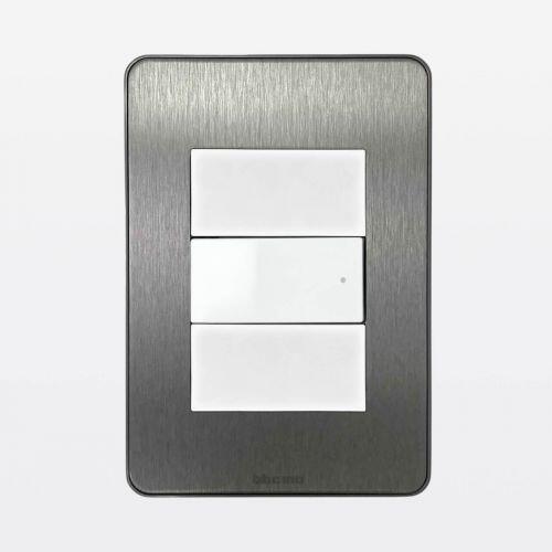 Conjunto 4x2 Interruptor Paralelo Alum�nio Matix Go Bticino Legrand