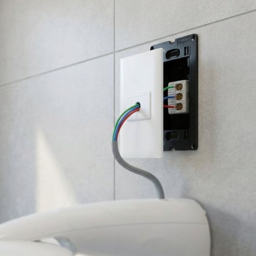 Kit Instala��o El�trica p/ Chuveiro Pial Plus+ c/ Sa�da de Fio + Conector Porcelana 50A Legrand