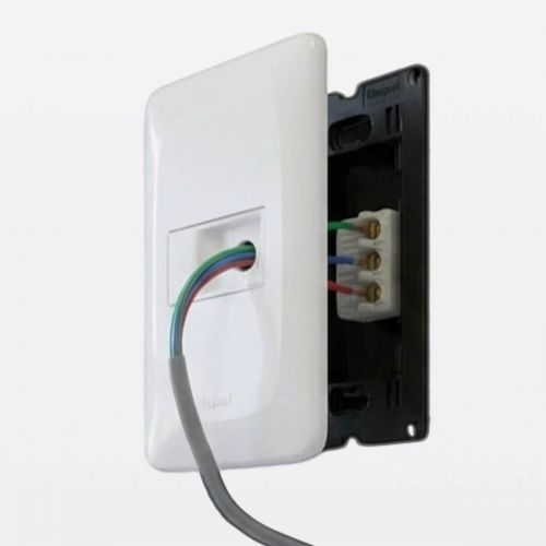 Kit Instalação Elétrica p/ Chuveiro c/ Saída de Fio + Conector 50A Branco PIAL PoP Legrand