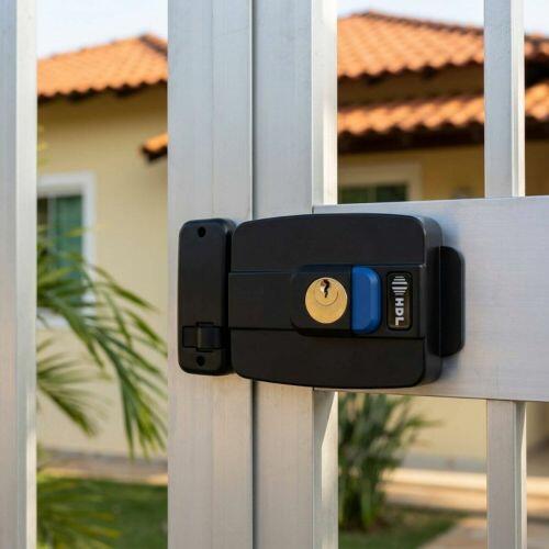 Fechadura Eletromecânica C90 PRO Sobrepor Reversível Preta HDL 90.01.03.142
