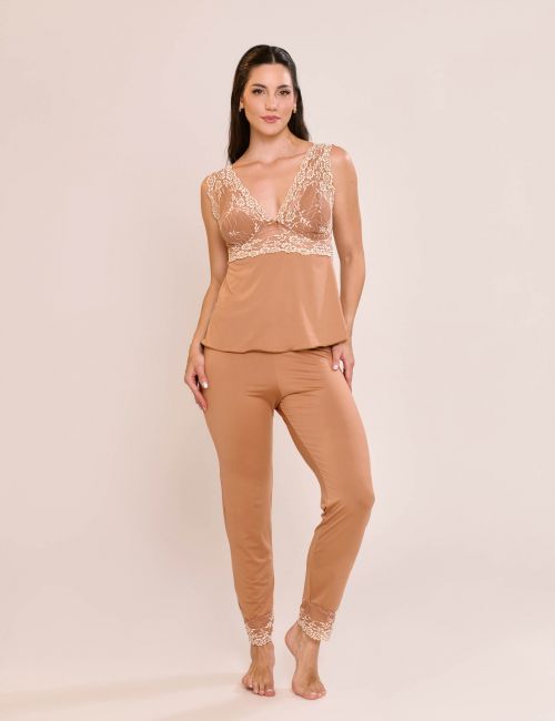 Pijama Dora Com Camisete e Calça Com Renda Bicolor