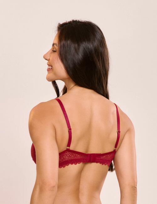 Suti� Daiana em Renda Sem Bojo com Aro