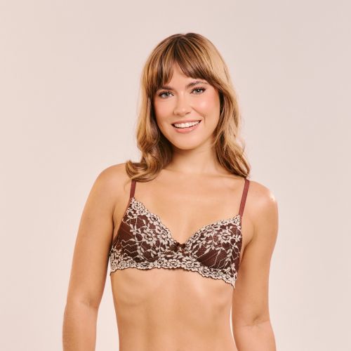 Conjunto Yasmin de Calcinha e Sutiã Com Bojo e Aro Em Renda Bicolor