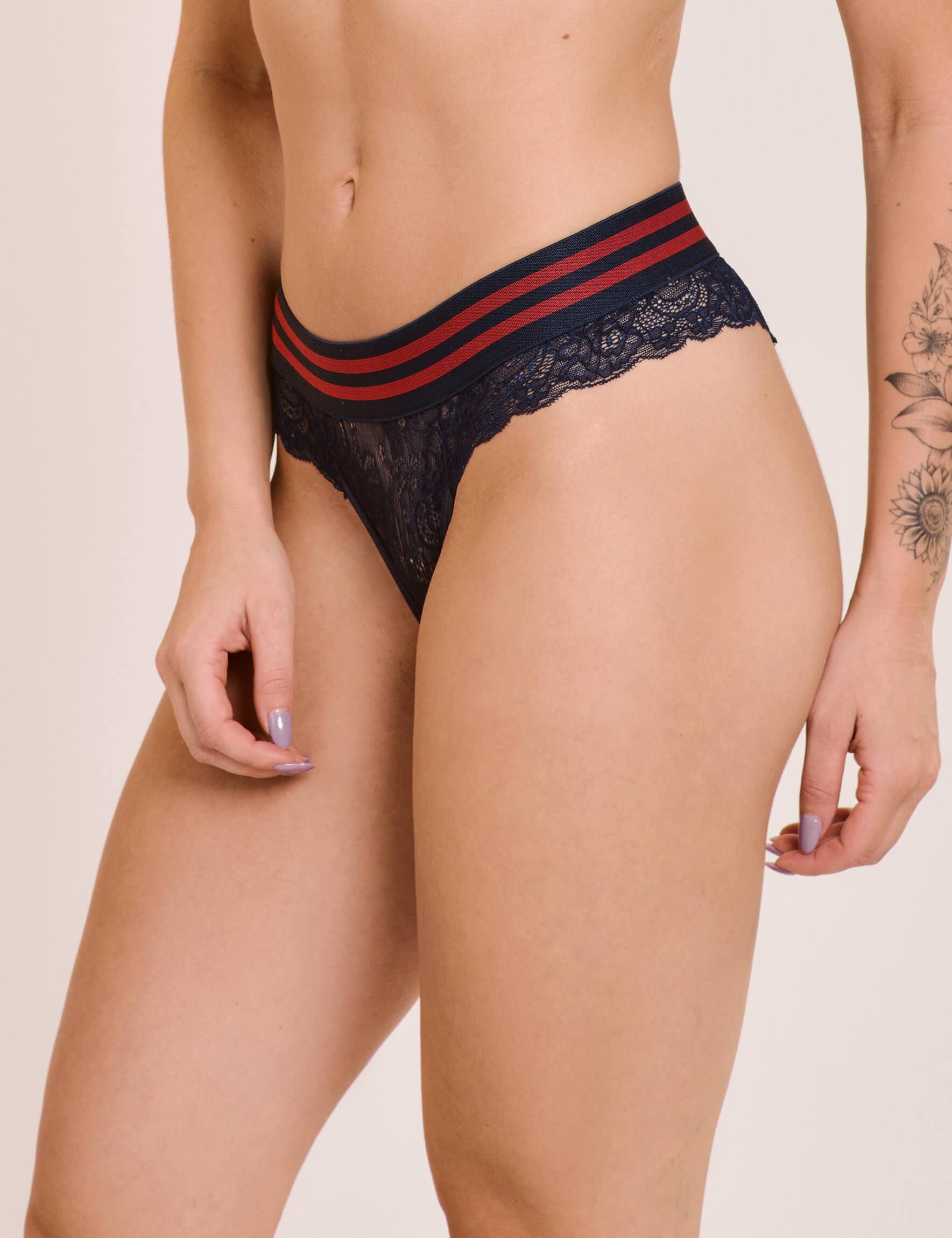Conjunto Brena de Calcinha e Sutiã Sem Bojo e Sem Aro Com Renda