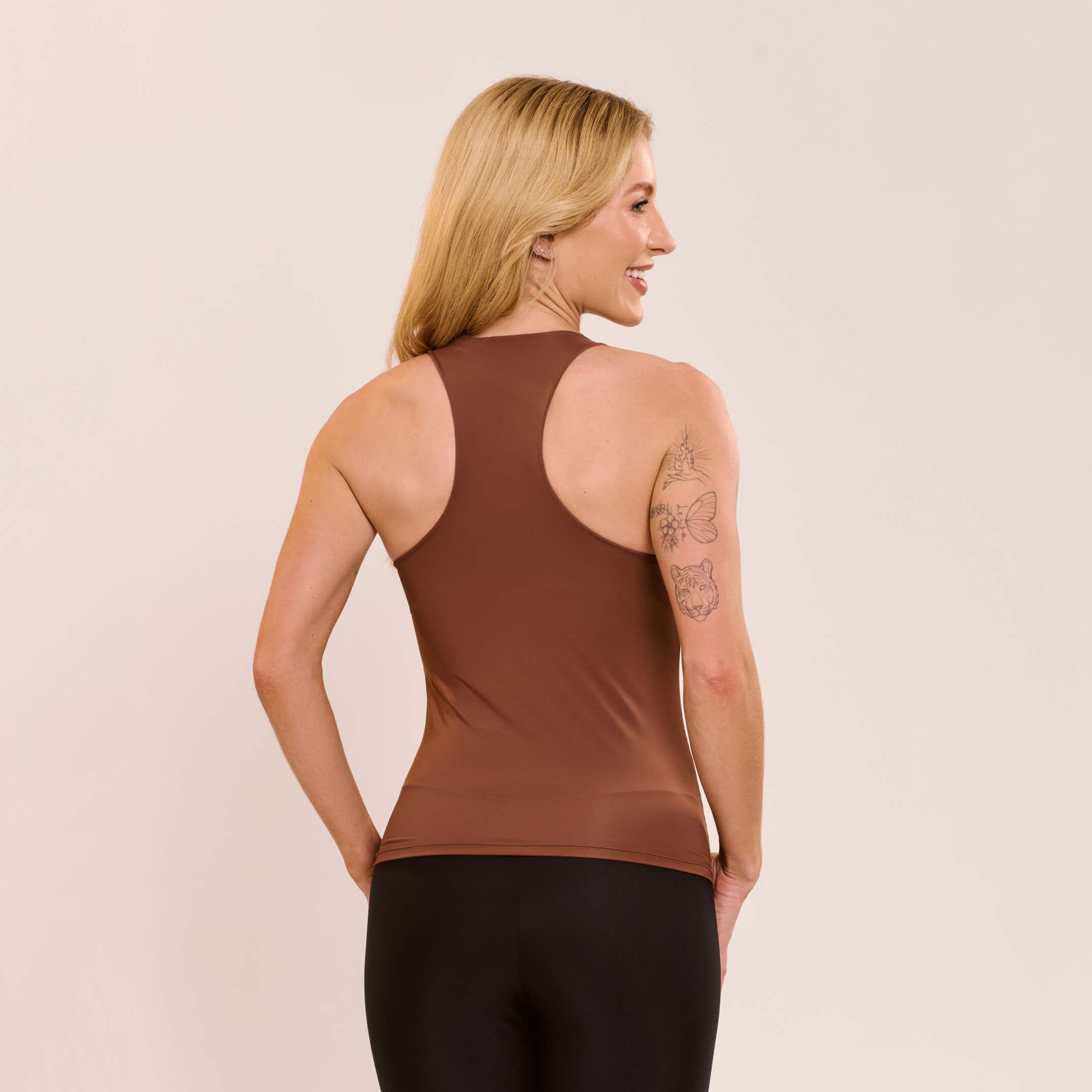 Blusa Clara em Microfibra com Bojo Removível