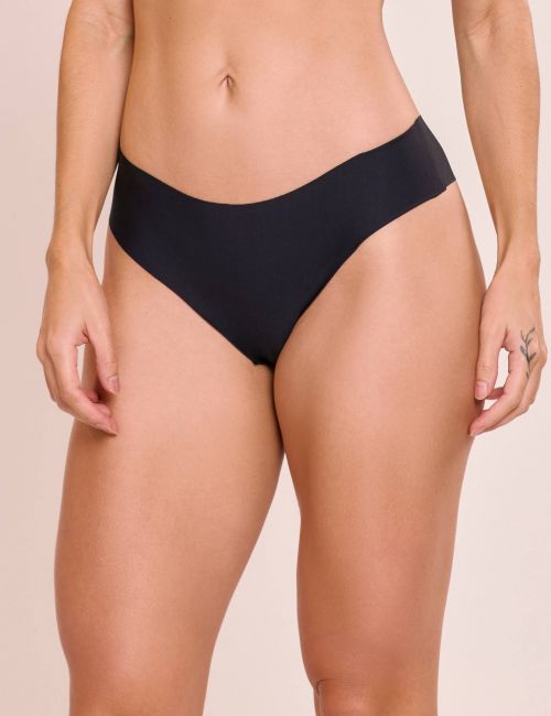 Tanga Maria Básica em Microfibra Sem Costura