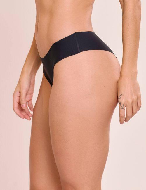 Tanga Maria Básica em Microfibra Sem Costura