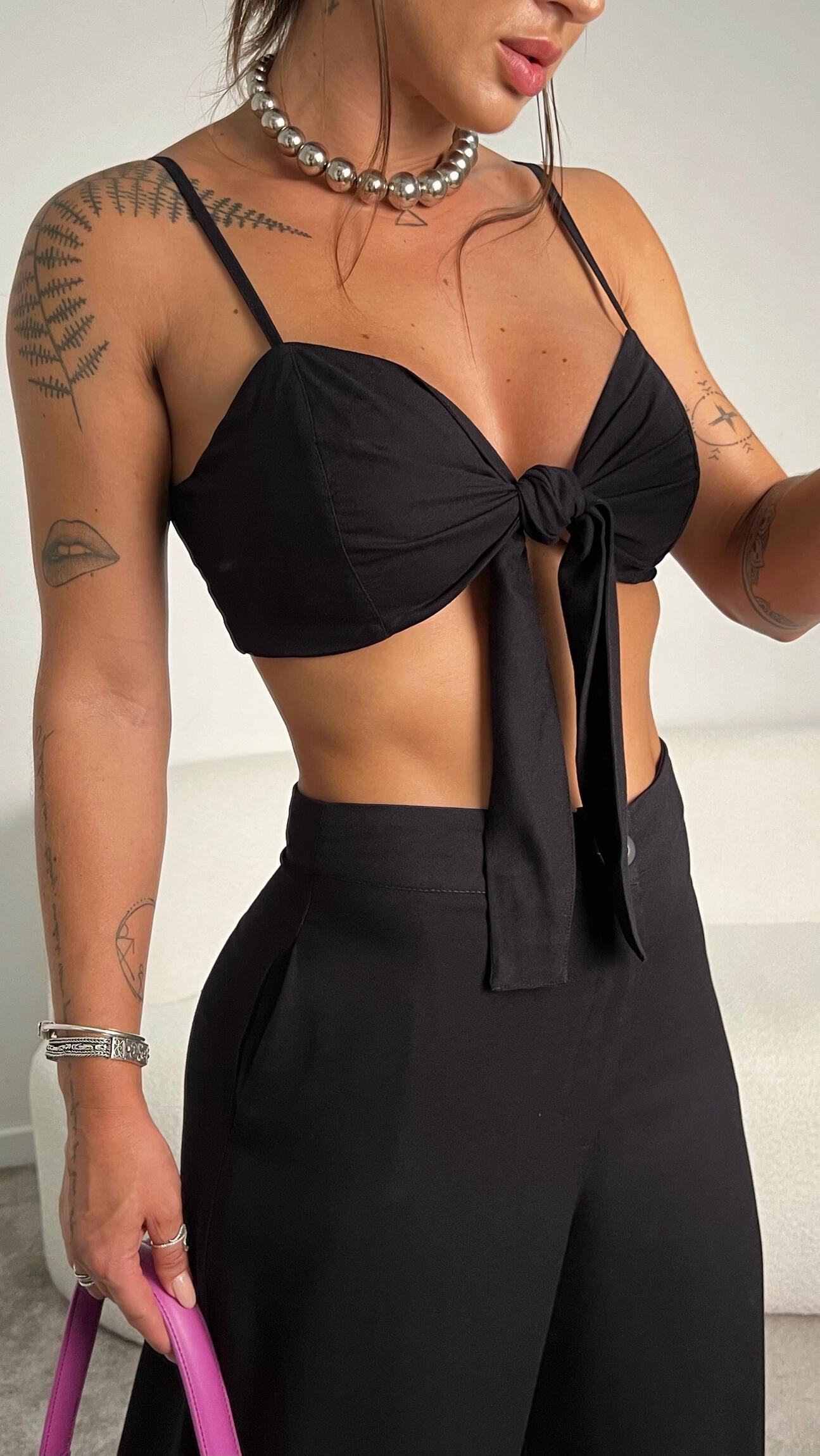 Top Feminino Ofertas Imperdíveis de Black Friday NANAKARANA - R$64,95