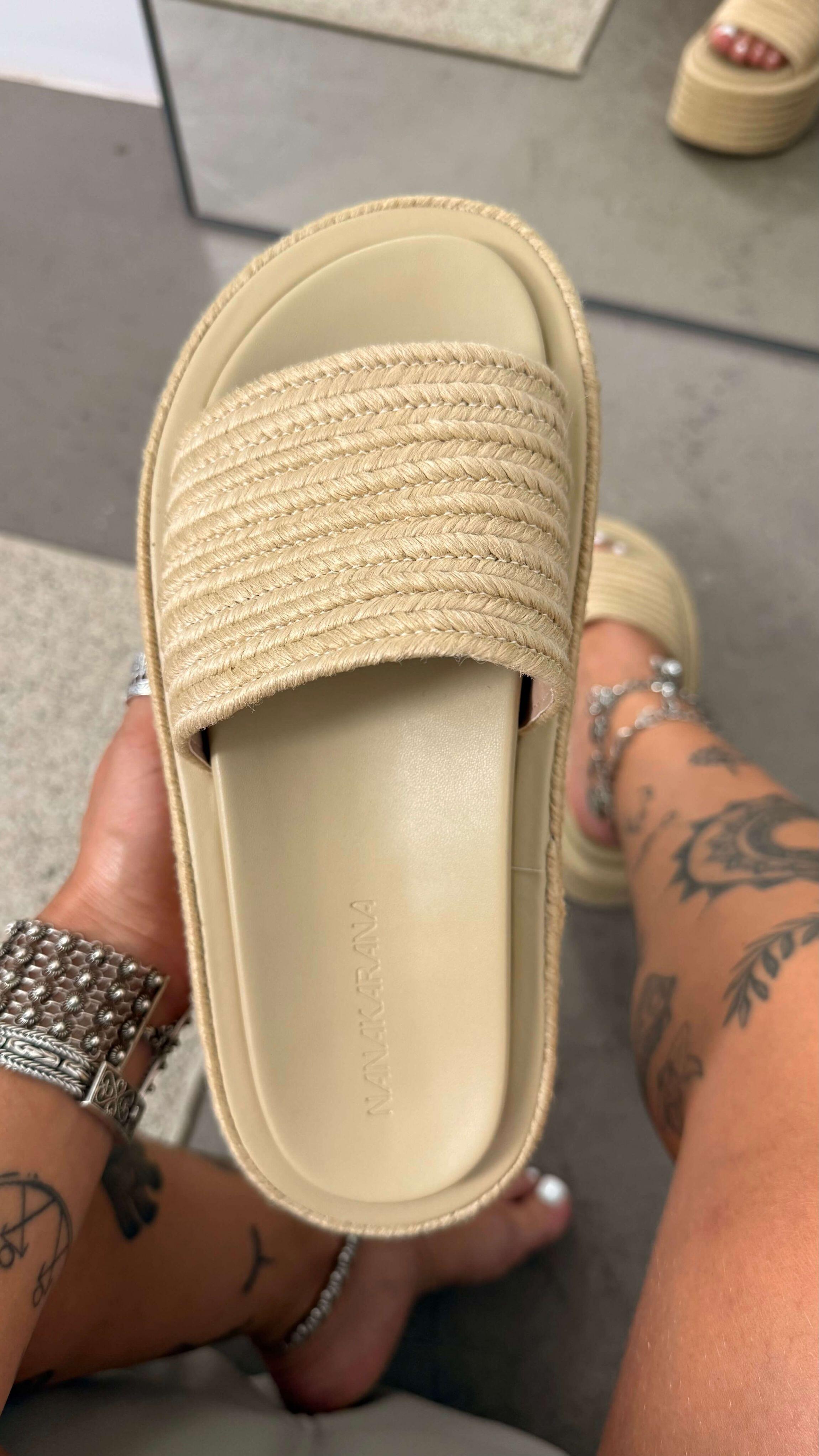 Comprar SHOES