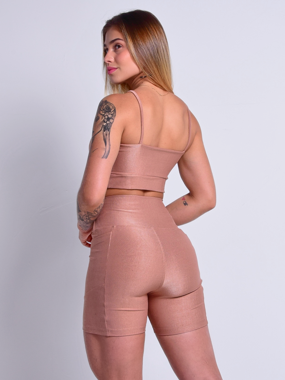 Conjunto Short Essence Active - Soft Mocha Mousse